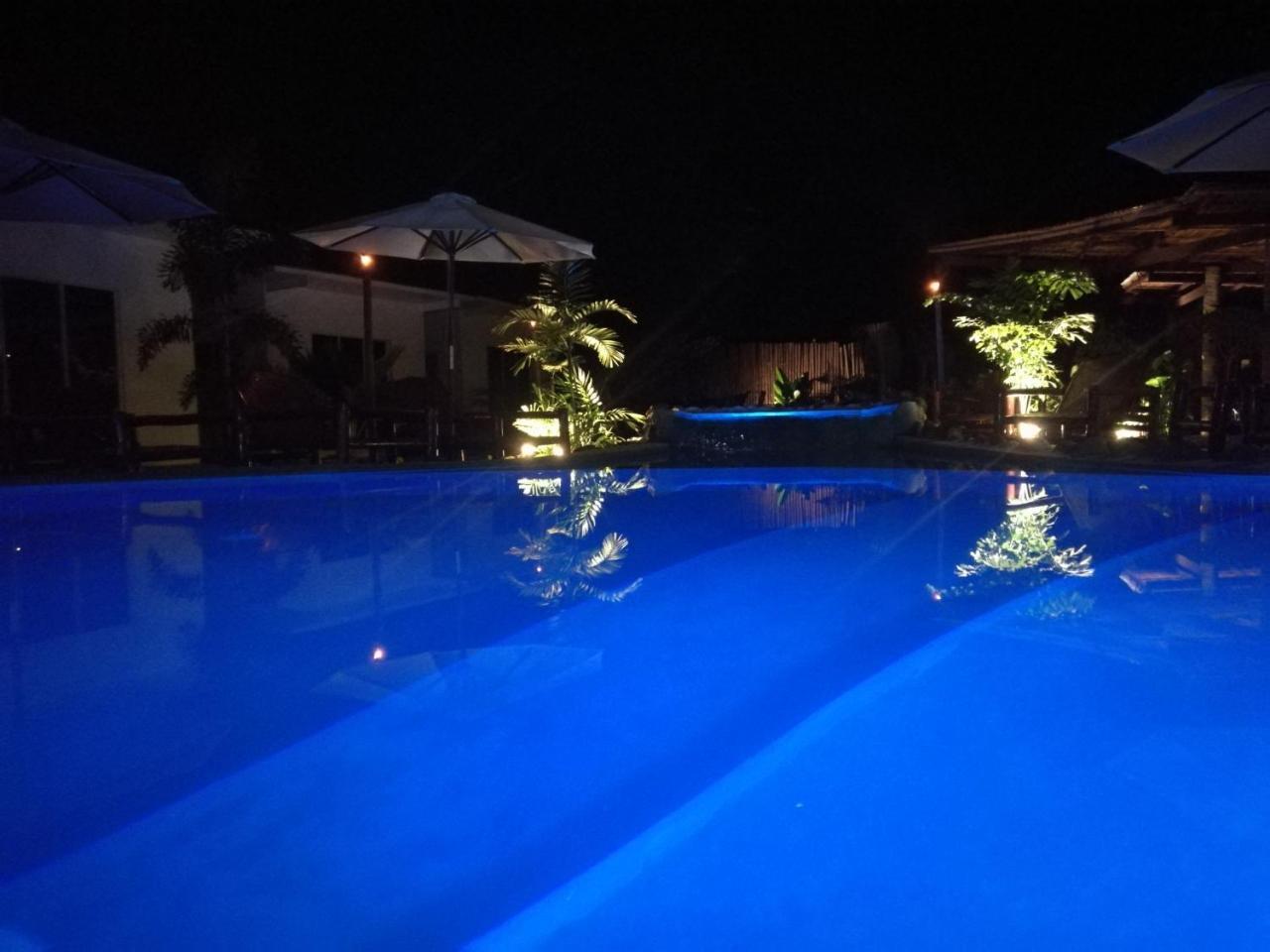 Oceanlife Explorers Resort Siquijor Buitenkant foto