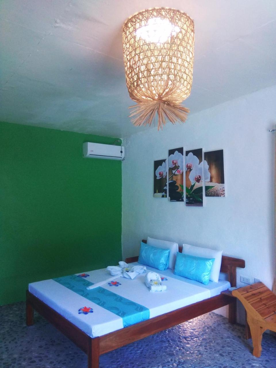 Oceanlife Explorers Resort Siquijor Kamer foto